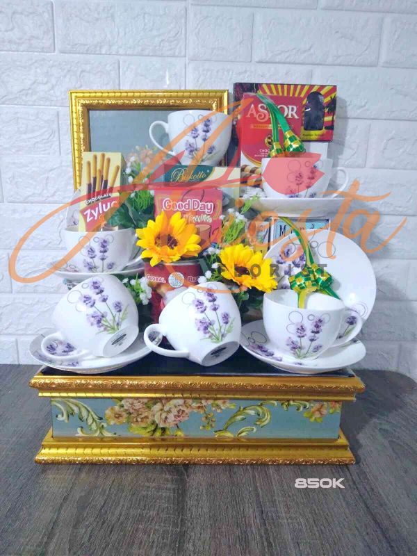 Parcel Ceramic Coffee Set Blossom Purple